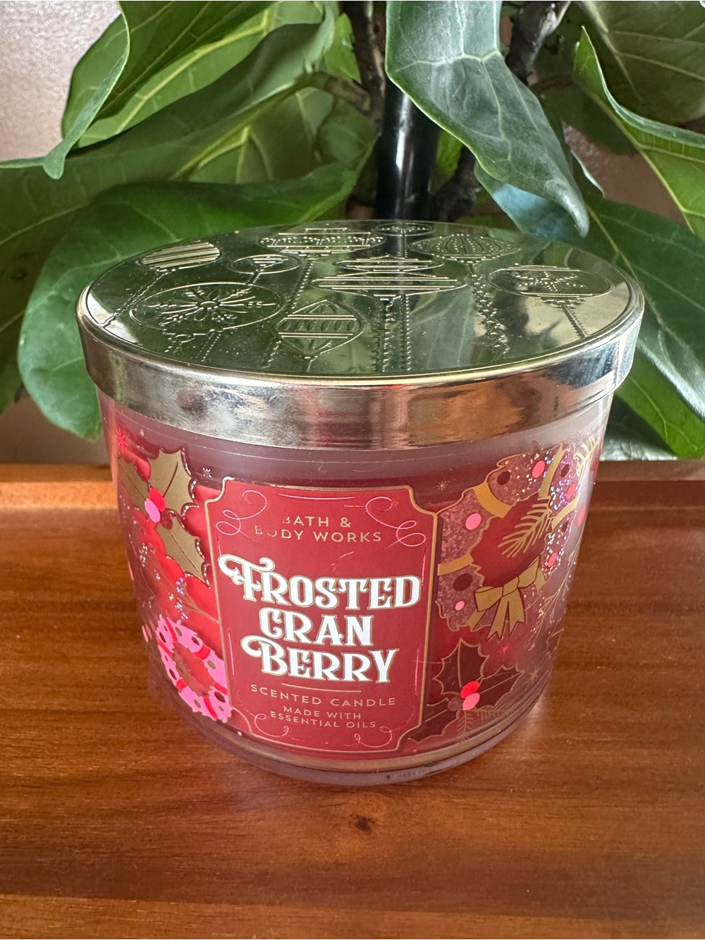 Bath & Body Works Frosted Cranberry Scented 14.5 Oz